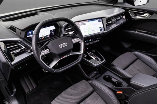 AUDI Q4 E-TRON Q4 SPB 45 E-TRON S LINE EDITION - foto 6