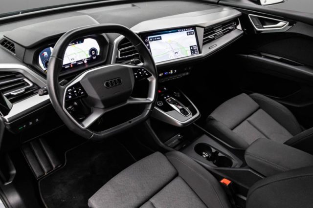 AUDI Q4 E-TRON Q4 SPB 45 E-TRON S LINE EDITION - foto 6