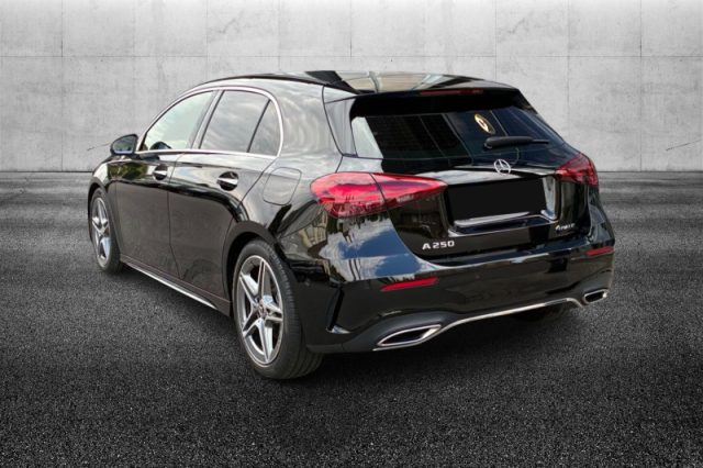 MERCEDES-BENZ A 250 AUTOMATIC 4MATIC AMG LINE ADVANC - foto 2