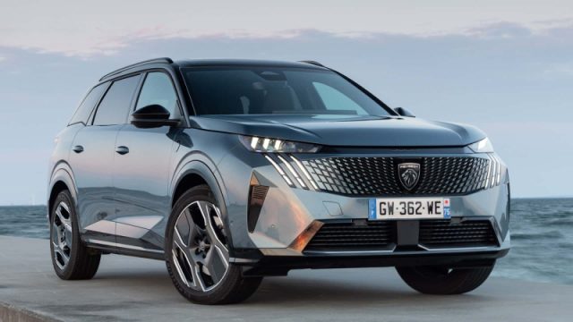 PEUGEOT 5008 PLUG-IN HYBRID 195 E-DCS7 GT EXC - foto 5