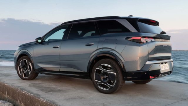 PEUGEOT 5008 PLUG-IN HYBRID 195 E-DCS7 ALLURE - foto 6
