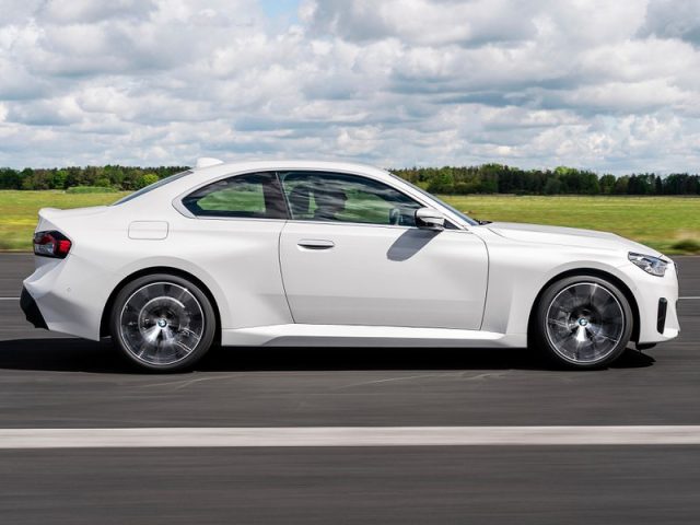 BMW M2 CS