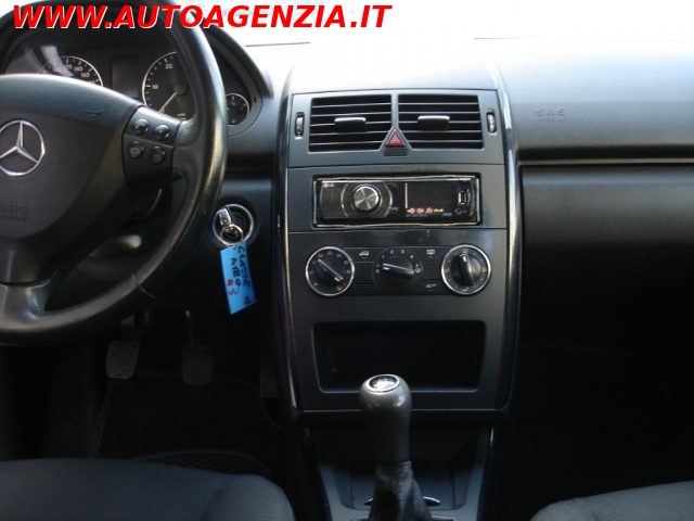 MERCEDES-BENZ A 180 CDI ELEGANCE - foto 13
