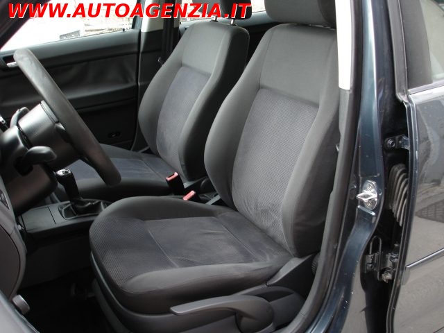 VOLKSWAGEN POLO 1.4 TDI 5P. CONFORTLINE - foto 8