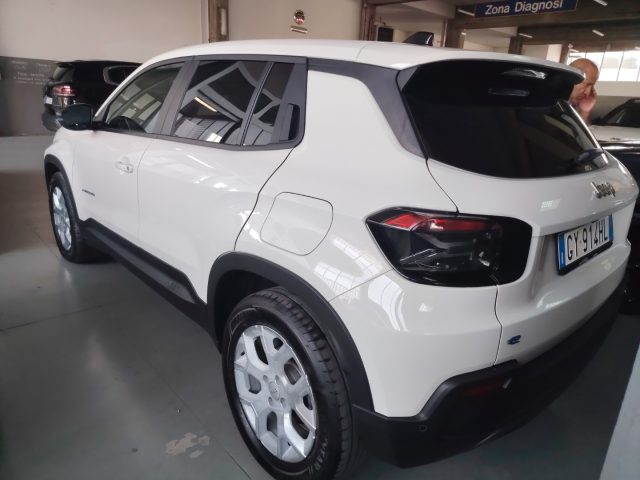 JEEP AVENGER BEV LONGITUDE - foto 6