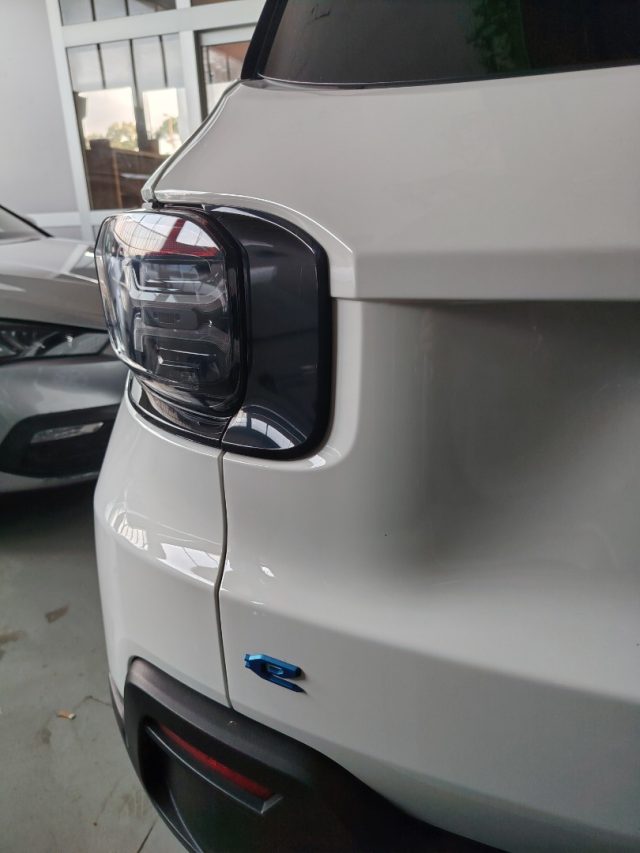 JEEP AVENGER BEV LONGITUDE - foto 12