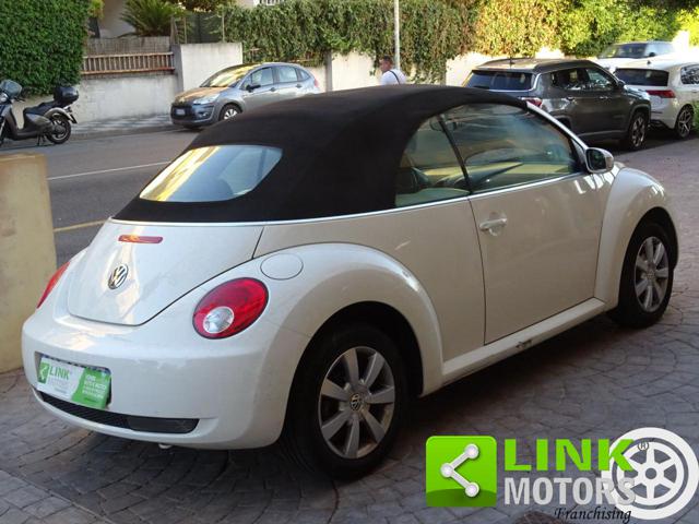 VOLKSWAGEN NEW BEETLE 1.6 CABRIO 102 CV - foto 4