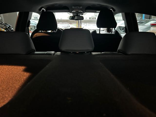 TOYOTA C-HR 2.0 HYBRID E-CVT PREMIERE - foto 7