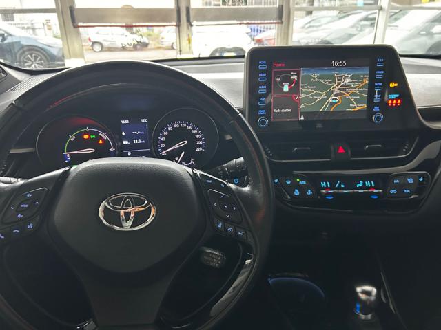 TOYOTA C-HR 2.0 HYBRID E-CVT PREMIERE - foto 11