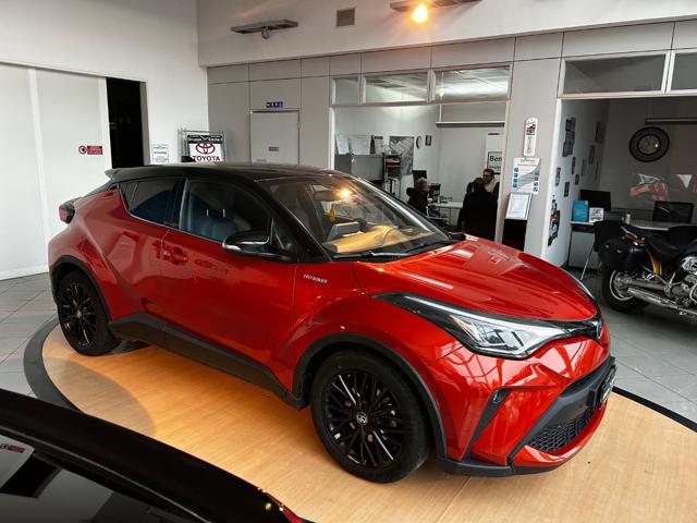 TOYOTA C-HR 2.0 HYBRID E-CVT PREMIERE - foto 3