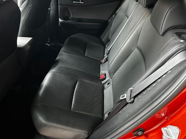 TOYOTA C-HR 2.0 HYBRID E-CVT PREMIERE - foto 13