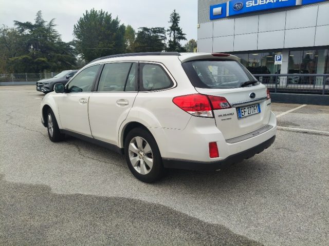SUBARU OUTBACK 3.6R EXCLUSIVE - foto 3