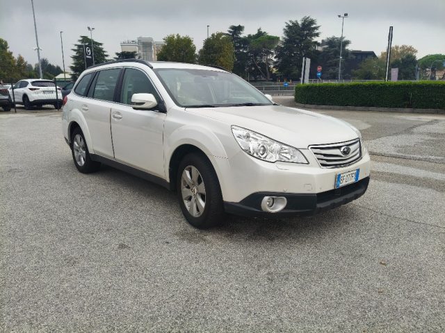 SUBARU OUTBACK 3.6R EXCLUSIVE