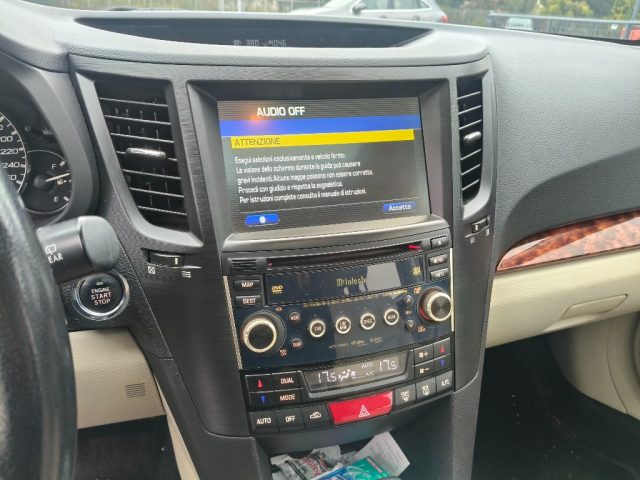 SUBARU OUTBACK 3.6R EXCLUSIVE - foto 14
