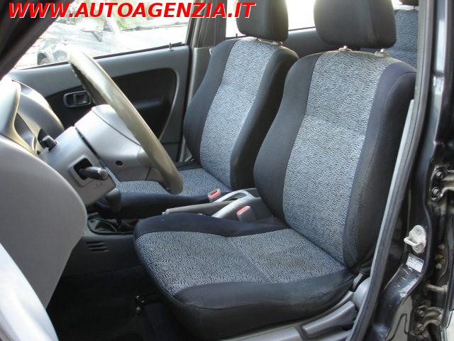 DAIHATSU TERIOS 1.3I 16V CAT 4WD SX - foto 8