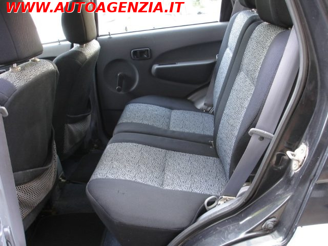 DAIHATSU TERIOS 1.3I 16V CAT 4WD SX - foto 9