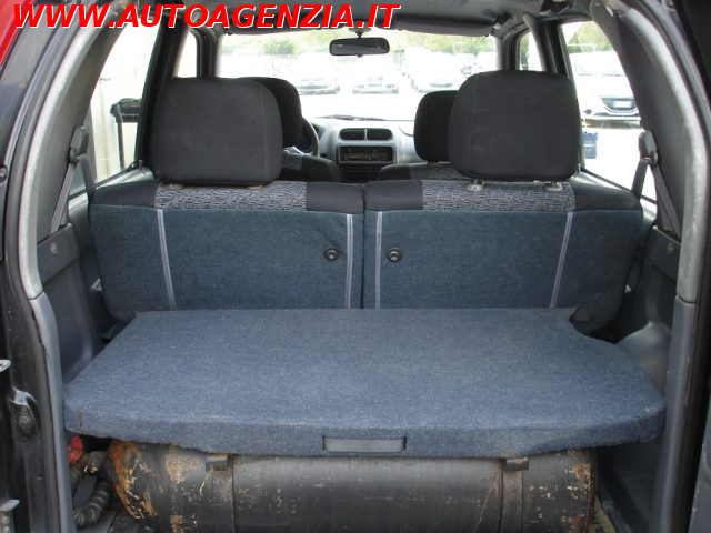 DAIHATSU TERIOS 1.3I 16V CAT 4WD SX - foto 13