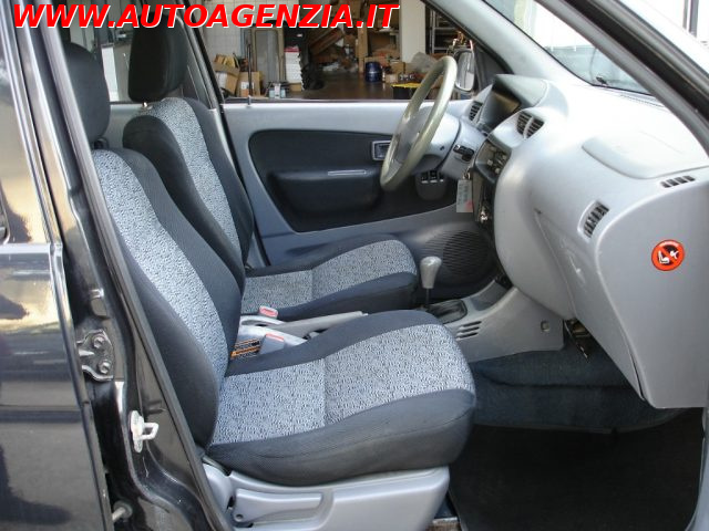 DAIHATSU TERIOS 1.3I 16V CAT 4WD SX - foto 11