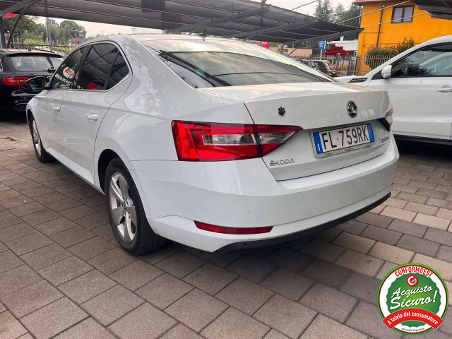 SKODA SUPERB SUPERB III BERLINA 2.0 TDI EXECU - foto 2