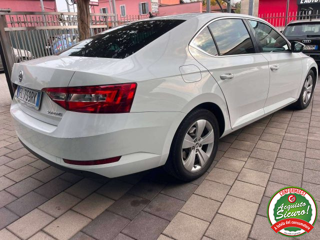 SKODA SUPERB SUPERB III BERLINA 2.0 TDI EXECU - foto 3