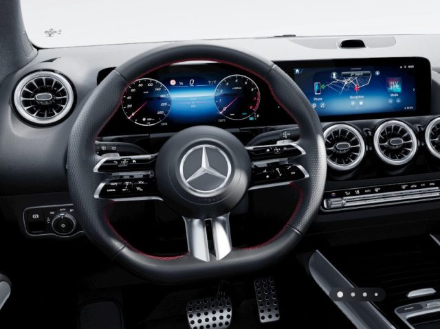 MERCEDES-BENZ GLA 180 AUTOMATIC AMG LINE ADVANCED PLUS - foto 5