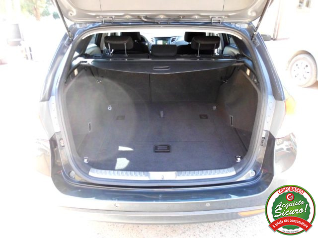 HYUNDAI I40 WAGON 1.7 CRDI 136CV STYLE - foto 39