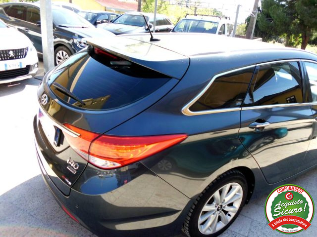 HYUNDAI I40 WAGON 1.7 CRDI 136CV STYLE - foto 44