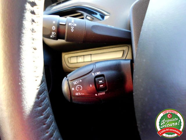 PEUGEOT 208 BLUEHDI 75 5 PORTE ALLURE - foto 24