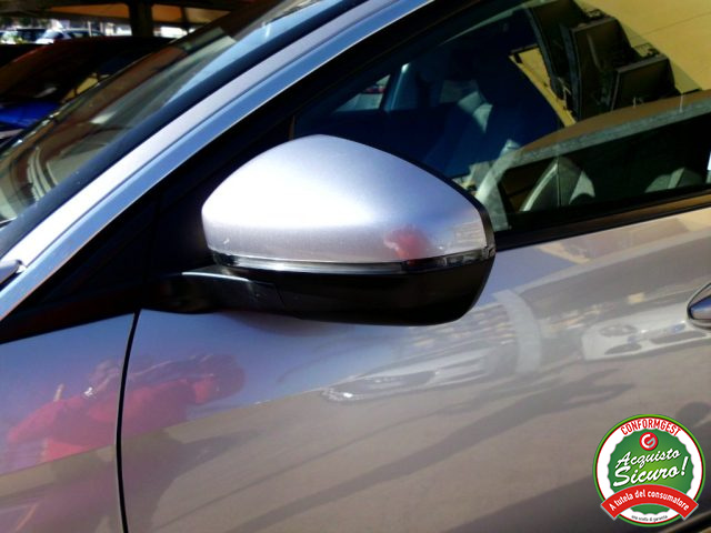 PEUGEOT 3008 BLUEHDI 130 S&S EAT8 ALLURE - foto 29