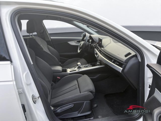 AUDI A4 2.0 TDI 150 CV S TRONIC BUSINESS - foto 11