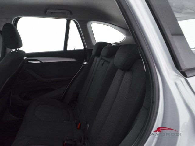 BMW X1 XDRIVE18D AUTO - foto 10