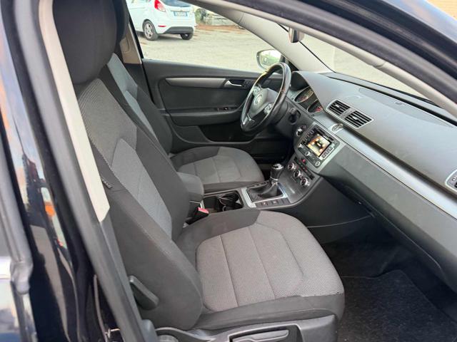 VOLKSWAGEN PASSAT VAR. 1.6 TDI BLUEMOTION TECH. SE - foto 5