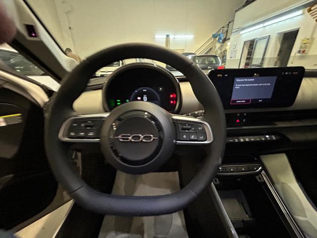 FIAT 600 HYBRID 145 CV DCT MHEV LA PRIMA - foto 11