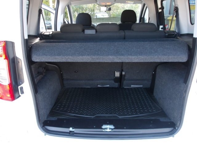 FIAT QUBO 1.4 78 CV LOUNGE GANCIO TRAINO - foto 16