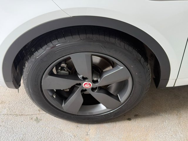 JAGUAR E-PACE 2.0D 150 CV AWD AUT. R-DYNAMIC - foto 21