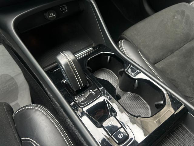 VOLVO XC40 T5 RECHARGE PLUG-IN HYBRID R-DES - foto 11