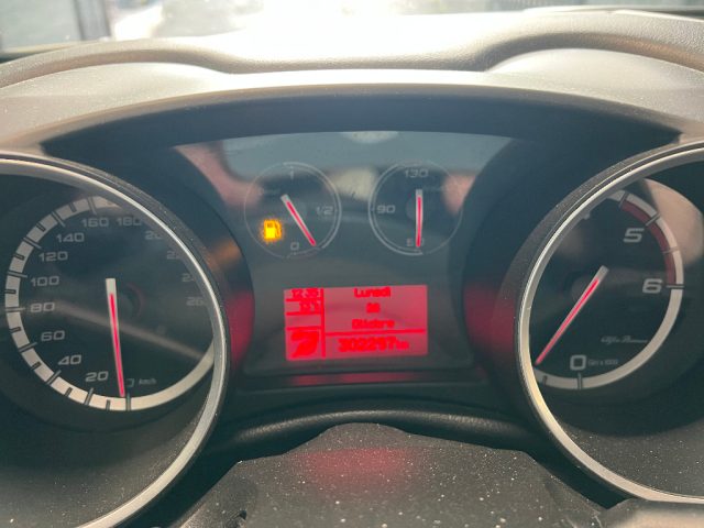 ALFA ROMEO GIULIETTA 1.6 JTDM-2 105 CV DISTINCTIVE - foto 11