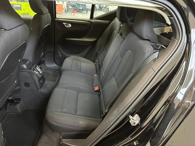 VOLVO XC40 T4 RECHARGE PLUG-IN HYBRID INSCR - foto 12