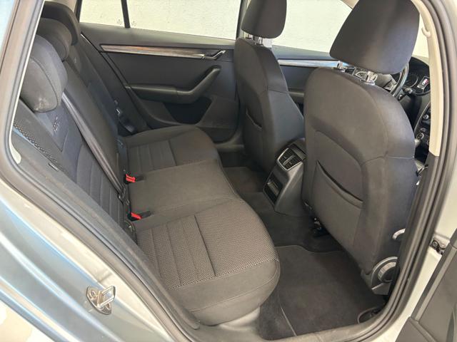 SKODA OCTAVIA 2.0 TDI 184 CV 4X4 DSG SCOUT BEL - foto 12