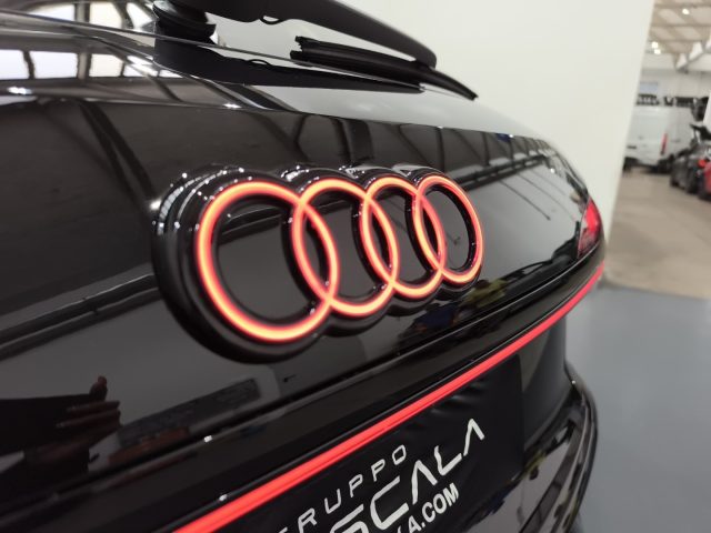 AUDI Q3 SPB 2.0 TDI 110 KW S TRONIC S LI - foto 24