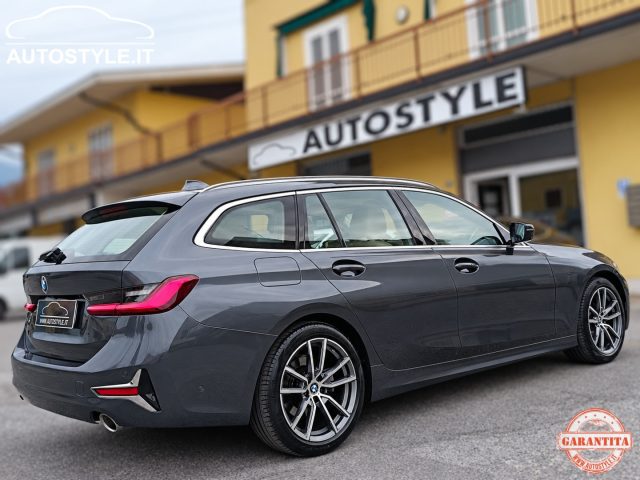 BMW 320 D TOURING LUXURY STEPTRONIC/AUTO - foto 10