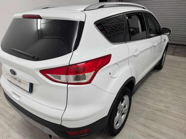 FORD KUGA 2.0 TDCI 150 CV S&S 2WD TITANIUM - foto 3