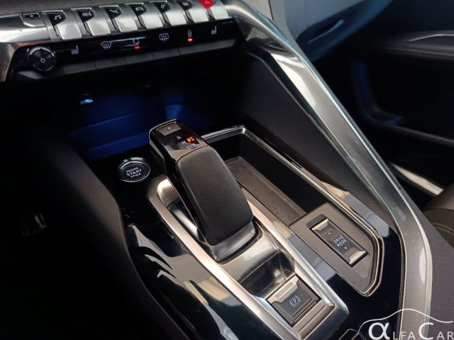 PEUGEOT 3008 HYBRID4 300 E-EAT8 GT PACK - foto 12