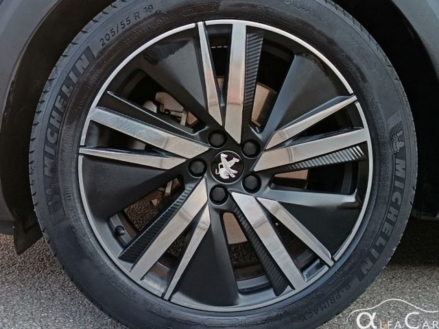 PEUGEOT 3008 HYBRID4 300 E-EAT8 GT PACK - foto 14