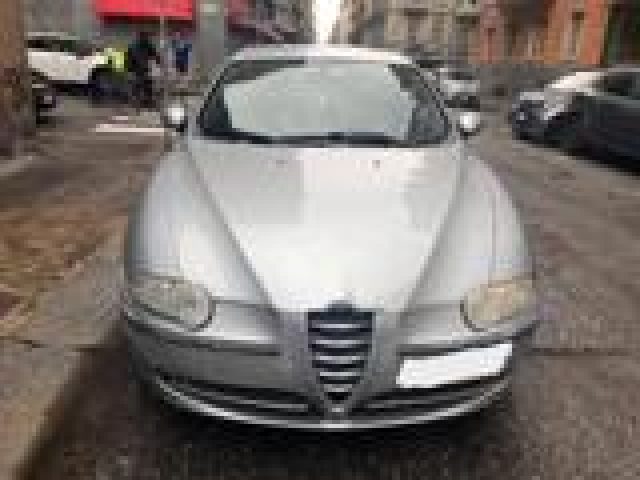 ALFA ROMEO 147 1.6 - foto 2