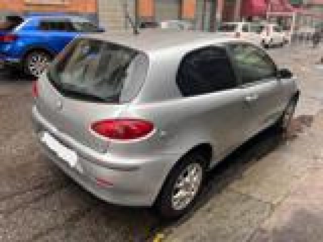 ALFA ROMEO 147 1.6 - foto 5