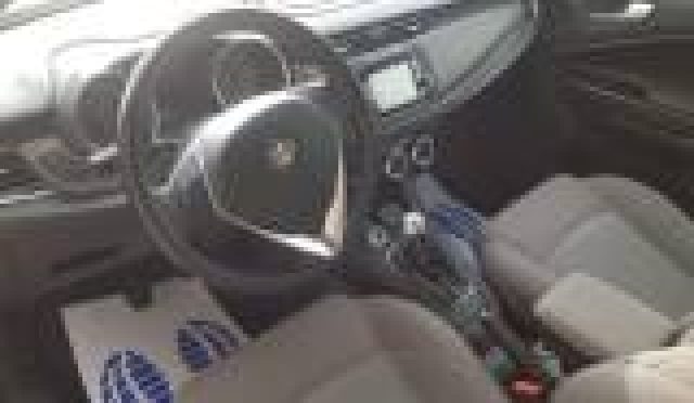 ALFA ROMEO GIULIETTA 1.6 - foto 2