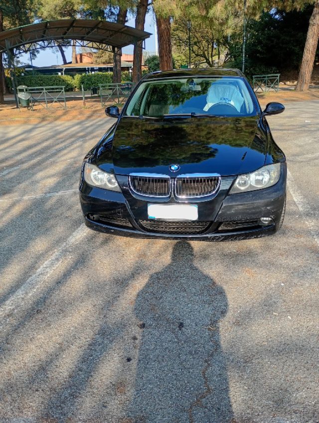 BMW 320 2.1 - foto 2