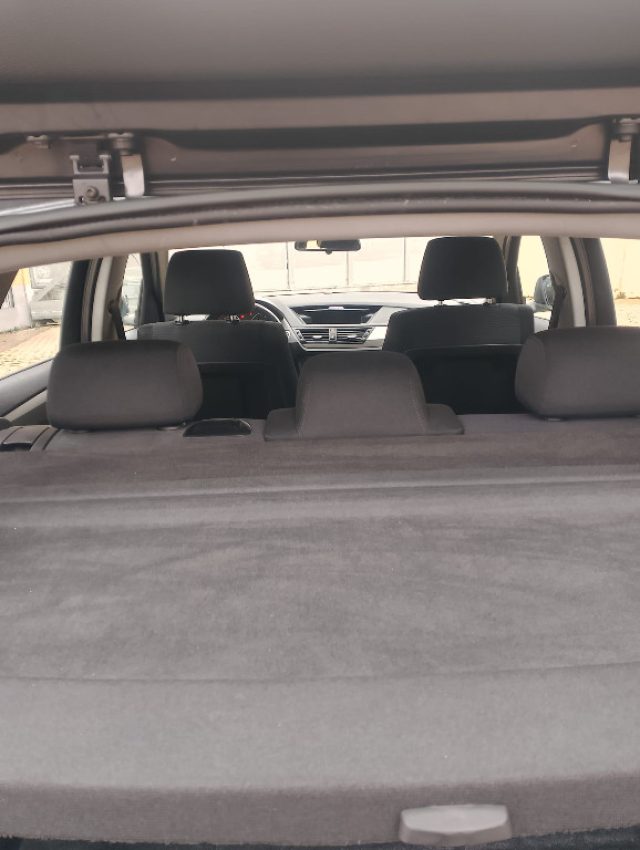BMW X1 2.1 - foto 7
