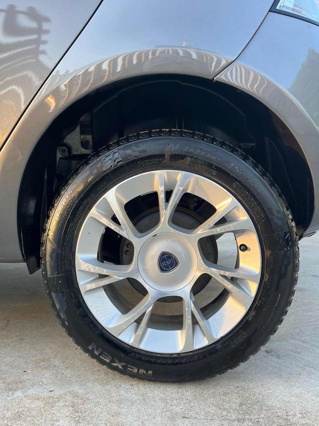 LANCIA YPSILON 0.9 TWINAIR 85 CV 5 PORTE METANO - foto 5